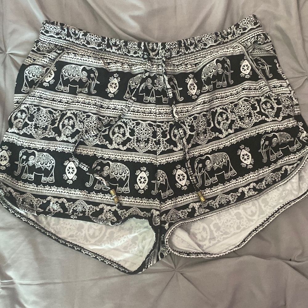 Soft printed shorts